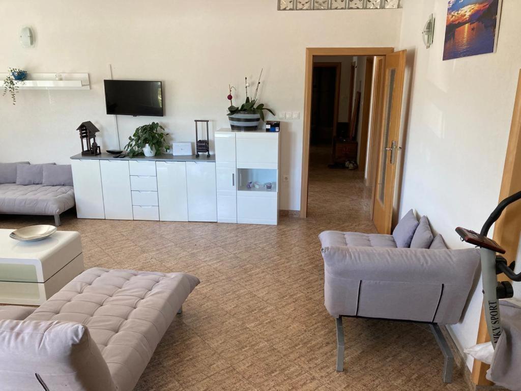 4 Bedroom Apartment In Tisno Esterno foto